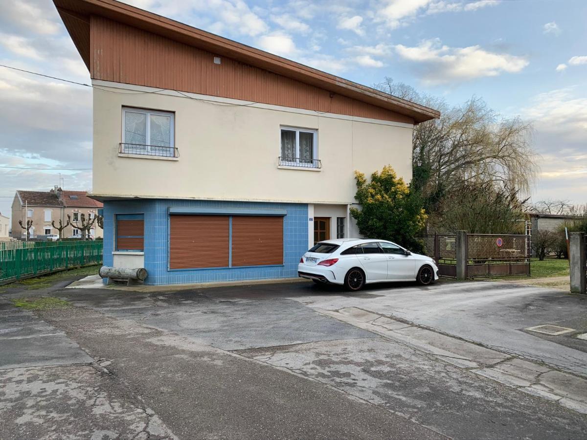 Appartement Dans Maison Avec Cour Et Parc Fresnes-en-Woevre المظهر الخارجي الصورة